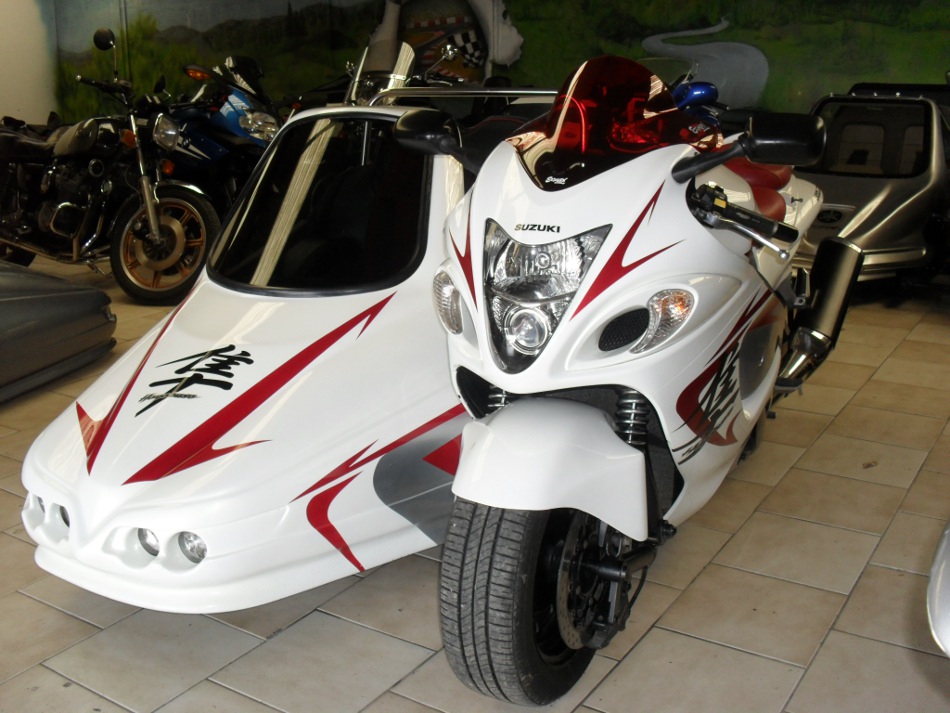 SUZUKI_1300_GSXR_SERVAL_S.4.jpg